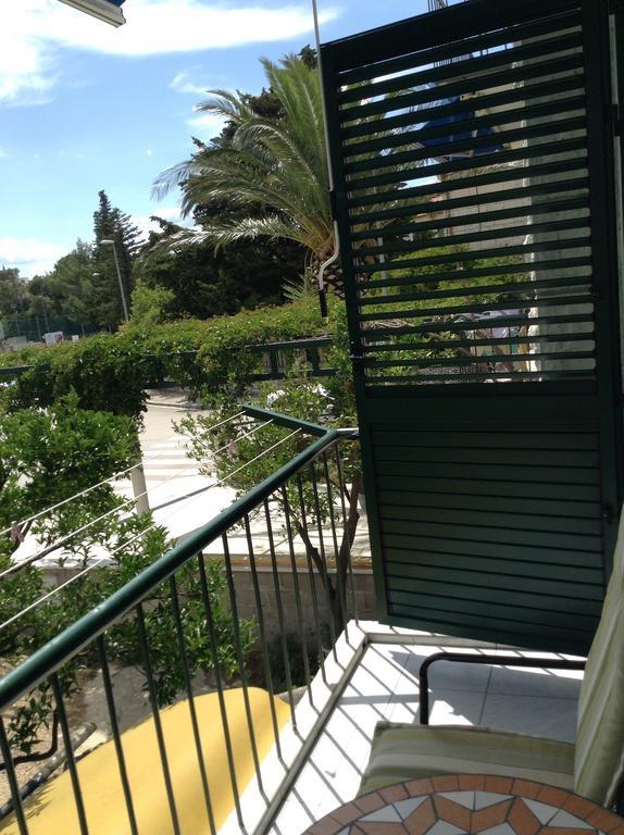 Apartment Afrika Makarska Ruang foto